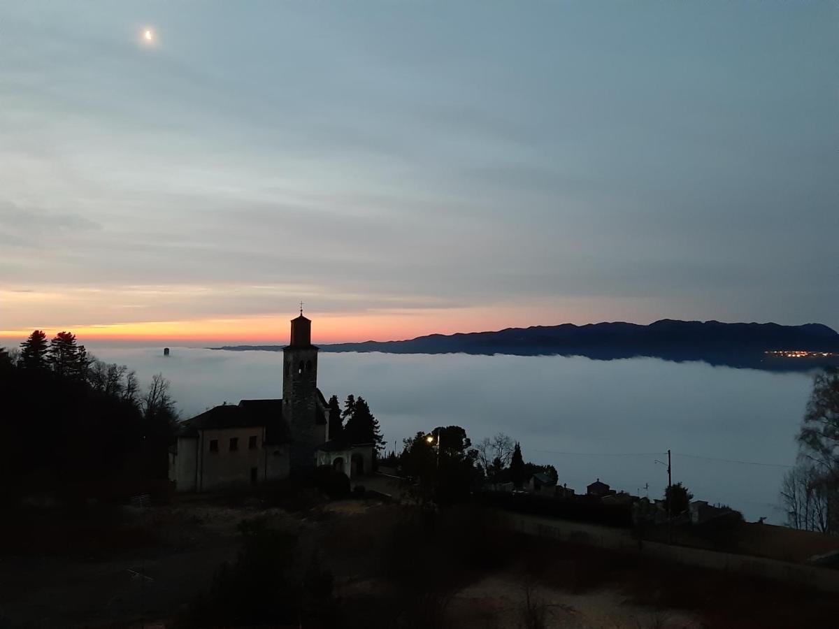 Villa Le Vignole Ameno エクステリア 写真